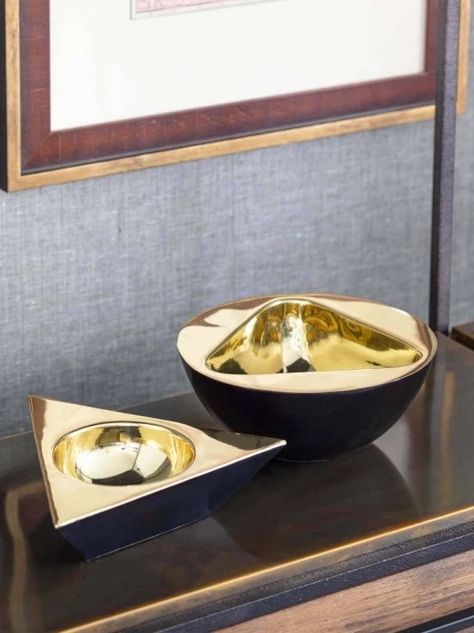 Regina Andrew LA Modern Tobias Triangle Bowl 7 Regina Andrew LA Modern Tobias Triangle Bowl - Image 5