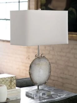 Regina Andrew Exhibit Agate Table Lamp -Regina Andrew Official Shop unnamed file 1073
